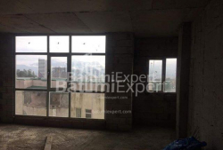 Квартира 3-комн 68 м² - Юр'ївська, Батумі