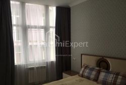 Квартира 3-комн 80 м² - Юр'ївська, Батумі