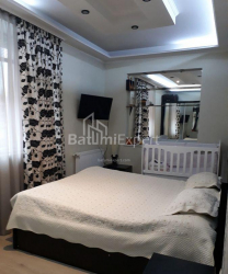 Квартира 6-комн 110 м² - Юр'ївська, Батумі
