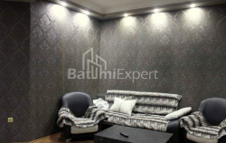 Квартира 3-комн 100 м² - Шерифа Хімшіашвілі, Батумі