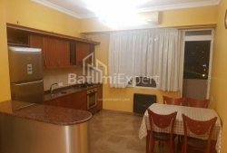 Квартира 3-комн 100 м² - Юр'ївська, Батумі