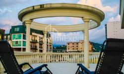 Квартира 4-комн 274 м² - Деметре Тавдадебулі, Батумі