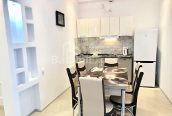 Квартира 4-комн 73 м² - Зураба Горгiладзе, Батумі