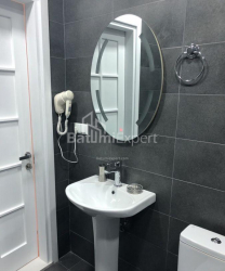 Квартира 4-комн 73 м² - Зураба Горгiладзе, Батумі