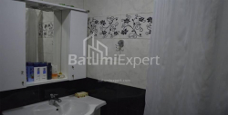 Квартира 3-комн 100 м² - Михайла Лермонтова, Батумі
