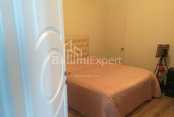 Квартира 3-комн 73 м² - Юсуфа Кобаладзе, Батумі