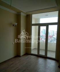 Квартира 75 м² - Петра Мелiкiшвiлi, Батумі, Грузія