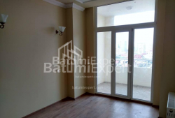 Квартира 75 м² - Петра Мелiкiшвiлi, Батумі, Грузія