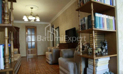 Квартира 3-комн 90 м² - Царя Парнаваза, Батумі