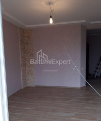 Квартира 3-комн 53 м² - Ангiса, Батумі