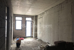 Квартира 4-комн 107 м² - Юсуфа Кобаладзе, Батумі