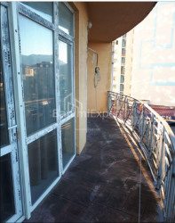 Квартира 3-комн 72 м² - Михайла Лермонтова, Батумі