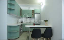 Квартира 2-комн 40 м² - Петра Багратіоні, Батумі