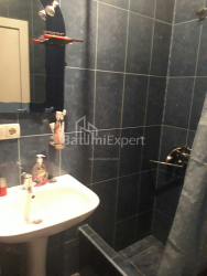 Квартира 2-комн 42 м² - Олександра Казбегі, Батумі