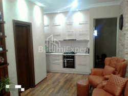 Квартира 2-комн 48.9 м² - Шалва Інасаридзе, Батумі