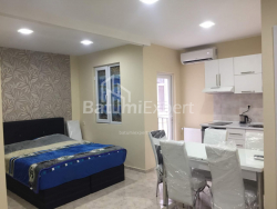 Квартира 1-комн 35 м² - Ангiса, Батумі