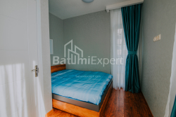 Квартира 3-комн 73.1 м² - Шерифа Хімшіашвілі, Батумі
