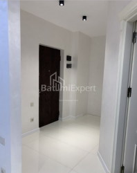 Квартира 82 м² - Еквтіме Такаішвілі, Батумі, Грузія