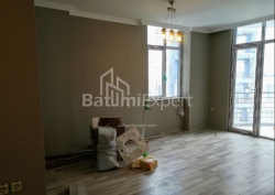 Квартира 72 м² - Ніко Піросмані, Батумі, Грузія