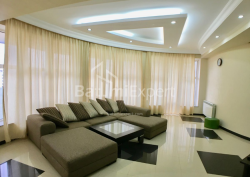 Квартира 160 м² - Зураба Горгiладзе, Батумі, Грузія