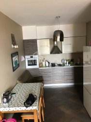 Квартира 2-комн 63 м² - Хайдара Абашидзе, Батумі