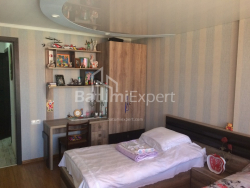 Квартира 4-комн 110 м² - Генерала Аслана Абашидзе, Батумі