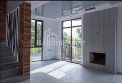 Приватний будинок 6-комн 230 м² - Петре Ибери, Гоніо