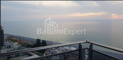 Квартира 2-комн 47 м² - Шерифа Хімшіашвілі, Батумі