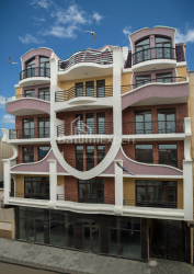 Квартира 3-комн 96.4 м² - Ісрафіла Джинчарадзе, Батумі