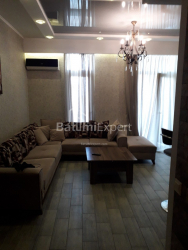 Квартира 60 м² - Зураба Горгiладзе, Батумі, Грузія
