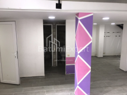 Офіс 2-комн 130 м² - Еквтіме Такаішвілі, Батумі