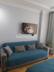Квартира 1-комн 30.7 м² - Шерифа Хімшіашвілі, Батумі