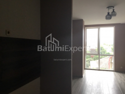 Квартира 1-комн 30 м² - Ангiса, Батумі