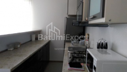 Квартира 3-комн 70 м² - Шерифа Хімшіашвілі, Батумі