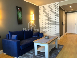 Квартира 2-комн 44 м² - Шерифа Хімшіашвілі, Батумі