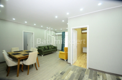 Квартира 4-комн 91 м² - Зураба Горгiладзе, Батумі
