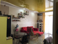 Квартира 2-комн 49 м² - Юсуфа Кобаладзе, Батумі