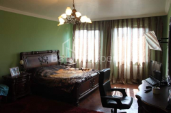 Приватний будинок 12-комн 500 м² - Мачаваріані, Батумі