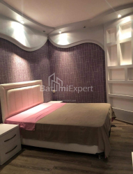 Квартира 2-комн 48 м² - Михайла Джавахішвілі, Батумі