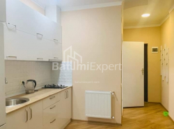Квартира 1-комн 34 м² - Зураба Горгiладзе, Батумі