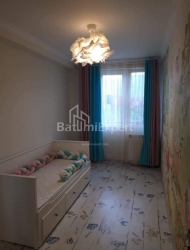 Квартира 3-комн 80 м² - Абхазька, Батумі
