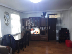 Приватний будинок 2501 м² - Акакі Шаінідзе, Хелвачаурі, Грузія