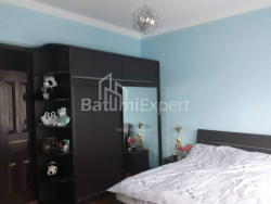 Приватний будинок 2501 м² - Акакі Шаінідзе, Хелвачаурі, Грузія