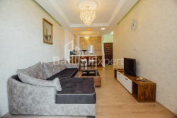 Квартира 3-комн 54 м² - Шалва Інасаридзе, Батумі