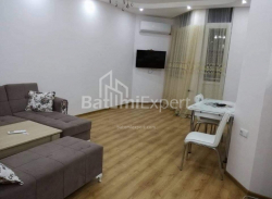 Квартира 2-комн 58 м² - Зураба Горгiладзе, Батумі
