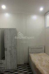 Квартира 2-комн 59 м² - Зураба Горгiладзе, Батумі