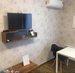 Квартира 2-комн 47 м² - Шерифа Хімшіашвілі, Батумі
