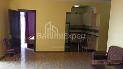 Квартира 2-комн 54 м² - Михайла Лермонтова, Батумі