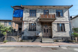 Приватний будинок 6-комн 120 м² - Кайхосро Чолокашвілі, Батумі