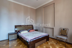 Приватний будинок 6-комн 120 м² - Кайхосро Чолокашвілі, Батумі